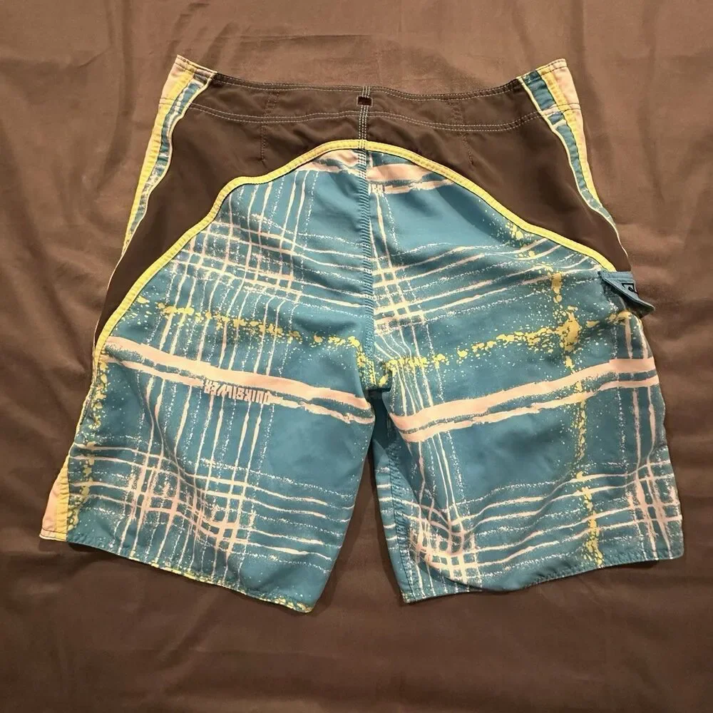 Vintage Y2K Quicksilver Board Shorts Mens 36 Plaid Embroidery Logo Swim Blue